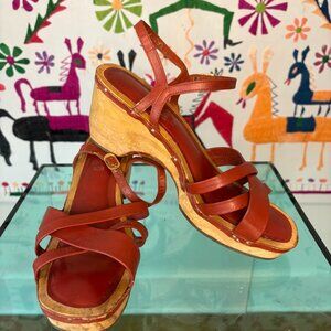 🌿 VINTAGE 70s KINNEY Wooden Platform Sandals – Boho Bliss (Size 10)